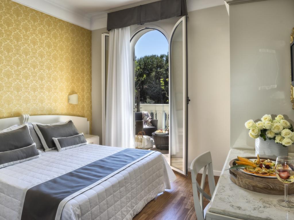 Novecento Suite Hotel Riccione Kültér fotó