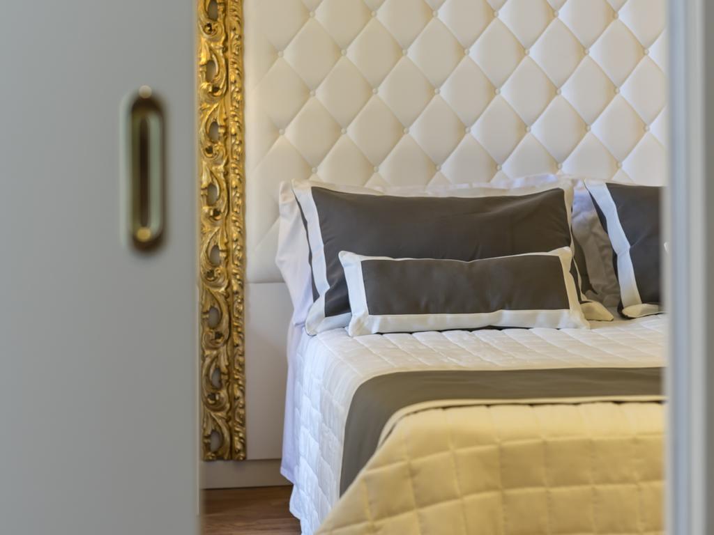 Novecento Suite Hotel Riccione Kültér fotó