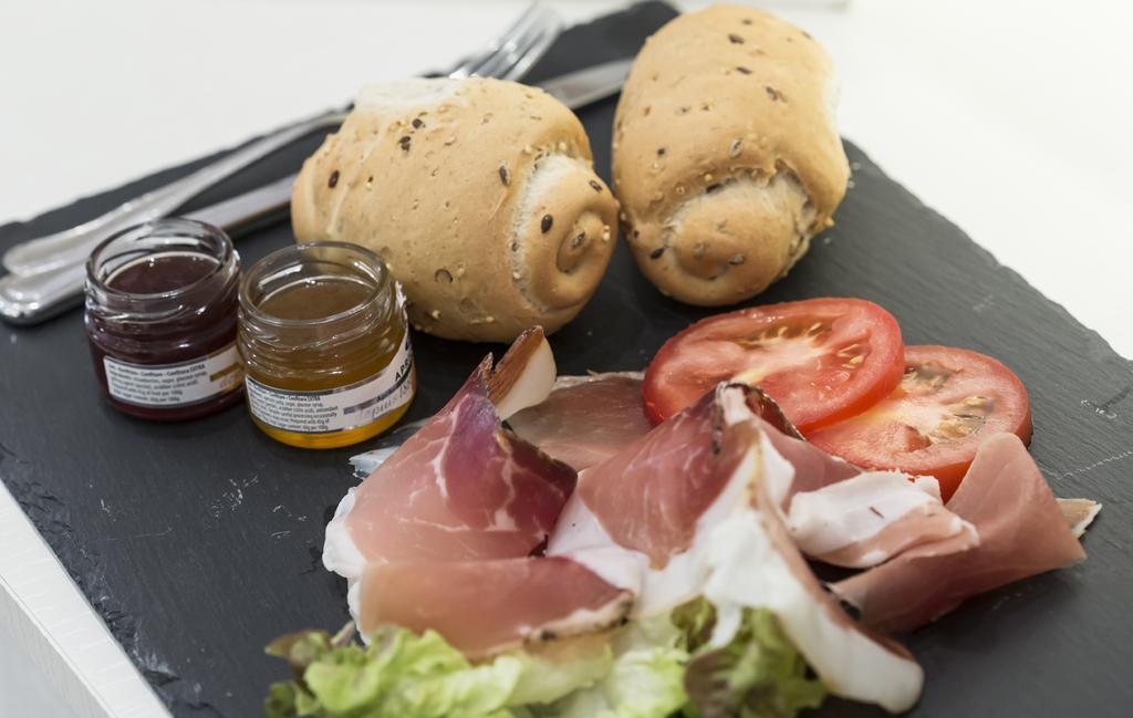 Novecento Suite Hotel Riccione Kültér fotó