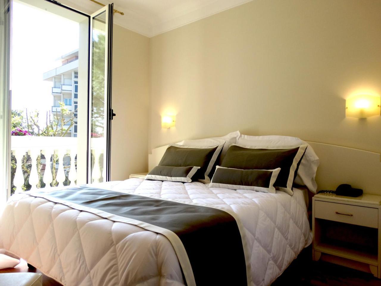 Novecento Suite Hotel Riccione Kültér fotó